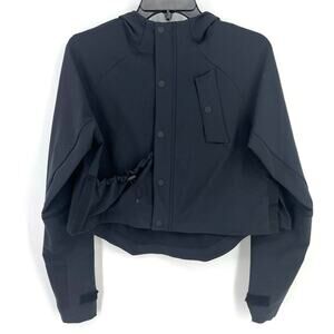 Gymshark Venture Hooded Jacket Womens Size XS Cropped Solid Black